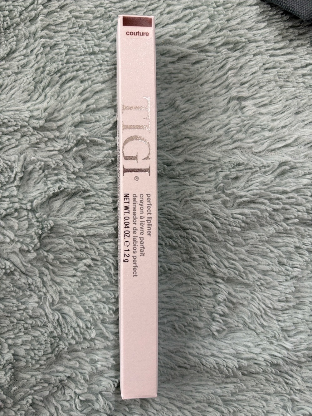 TIGI Makeup Bundle - Picture 9 of 13